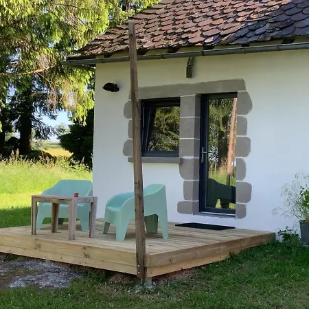 Aux Logis De Fonfroide Chez Mylene & David Bed and breakfast 3*