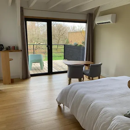 Bed & Breakfast Aux Logis De Fonfroide Chez Mylene & David Marcoles