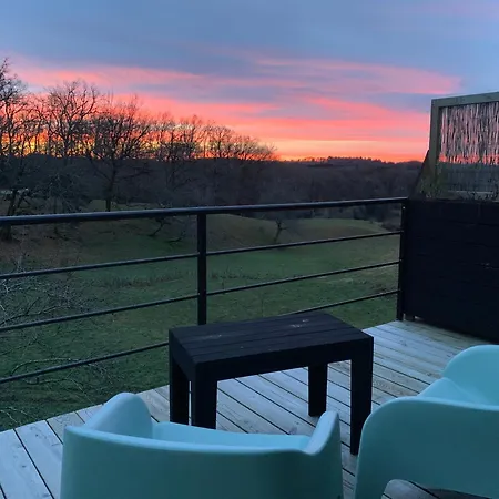 Aux Logis De Fonfroide Chez Mylene & David Отель типа 