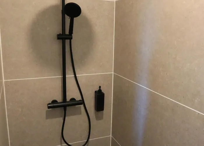 Aux Logis De Fonfroide Chez Mylene & David 3* Marcoles