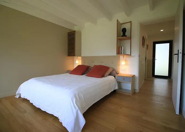 Aux Logis De Fonfroide Chez Mylene & David 3* Marcoles