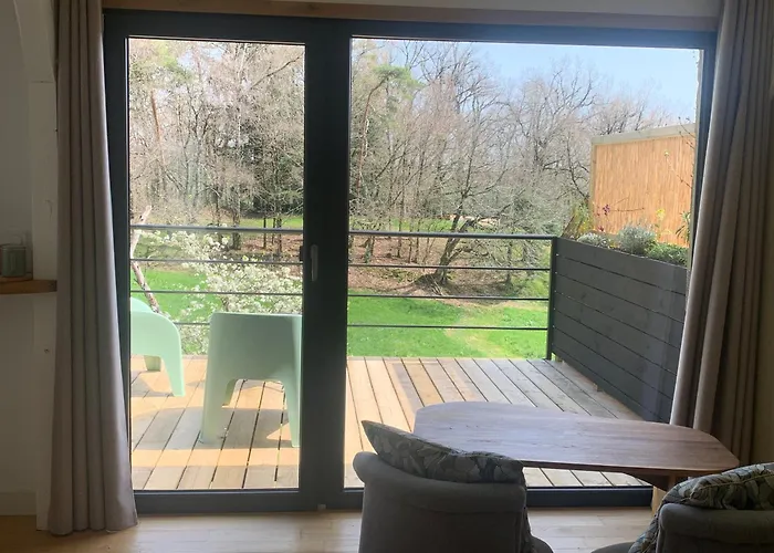 Aux Logis De Fonfroide Chez Mylene & David Отель типа 